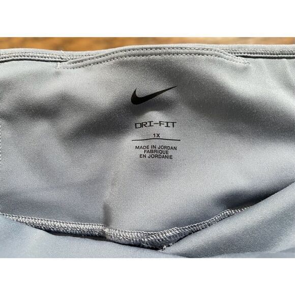 Nike One Dri-Fit 7/8 Legginf - Picture 2 of 4